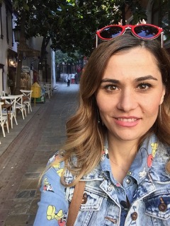 Akademisyen Adı